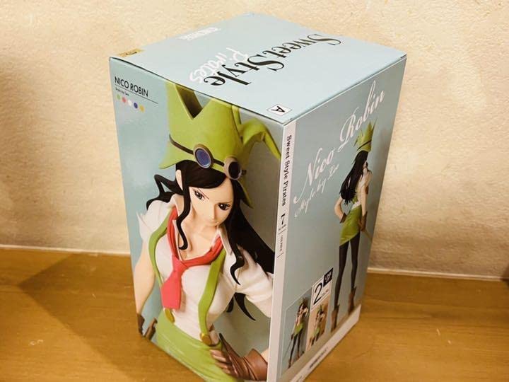 Banpresto Una Pieza - Nico Robin - Figurita Grandline Dxf 23cm Vol.1 Ver.A Banpresto Una Pieza - Nico Robin - Figurita Grandline Dxf 23cm Vol.1 Ver.A